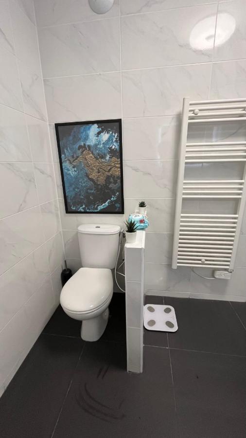 Appartement Vert Corbeil-Essonnes Bagian luar foto